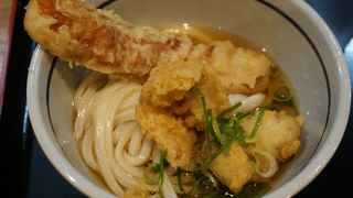 都内でも屈指の本格的な讃岐うどんの有名店