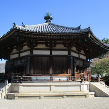 感動の八角柱です