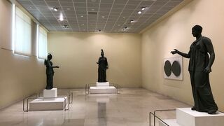 海辺に関係する遺跡の展示物