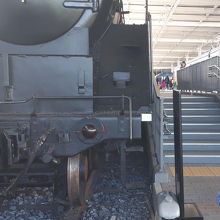 雨が降っていても濡れません。