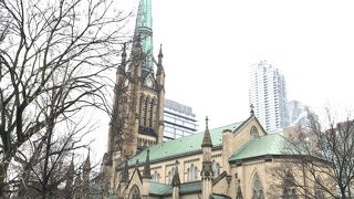 セントローレンスマーケットの近くにあります