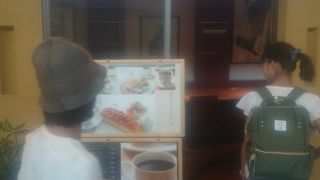 羽田空港第2ターミナルのカフェ