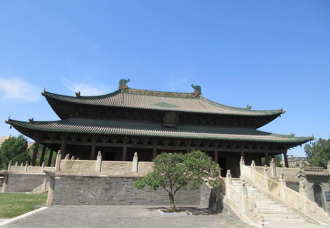 アクセスは良くないですが、見ごたえのある廟です。