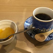 ゼリーとコーヒー付き
