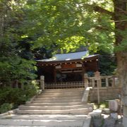 石清水八幡宮の摂社、地元八幡の人々の氏神様