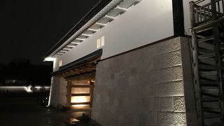 河北門、一の門と二の門