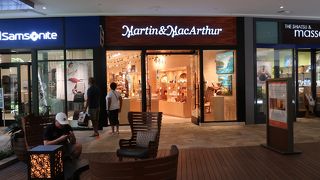 マーティン&マッカーサー (インターナショナル マーケットプレイス店)