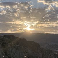 夜明けを最上階テラスからのぞむ