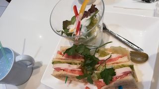 オトクな夜パフェ