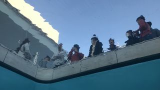 「死を民主化せよ」展を見に