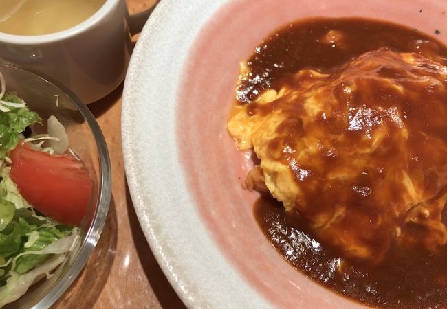 リーズナブルで美味しいオムライス
