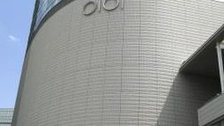 有楽町駅目の前で銀座も近く大変流行っています