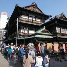 そんなに大きくないから、いものこ洗い状態かも