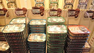 見るには楽しいですがお高いです。