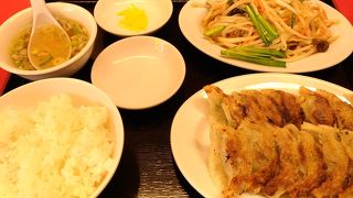 ちょっと油っこいけど、早くて安い！