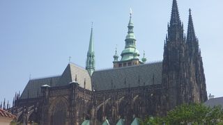 世界最古で最大のお城だそうです