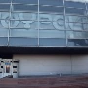 屋内の遊園地としては、シミュレーションを含む遊戯施設が驚くほど充実しています。