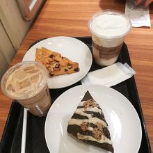 流行物メニュー