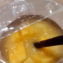 大きなマンゴーも入ってます