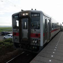 釧路行きの列車は2両編成