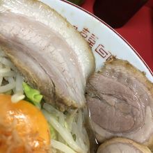 チャーシューも２種類