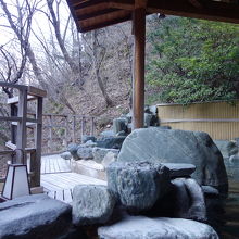 気持ちのよい露天風呂です。