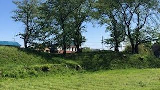 ちいさな古墳です