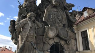 ストリー性を感じる像