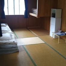 広い畳の部屋