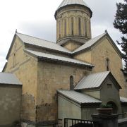 トビリシの旧市街にあるジョージア正教の総本山でもあった教会です。