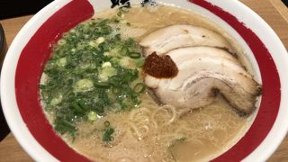 安定のとんこつラーメン