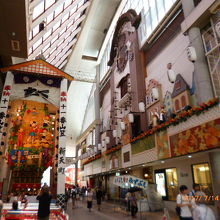 天神・新天町商店街の飾り山