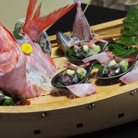 朝食に金目鯛のお刺身