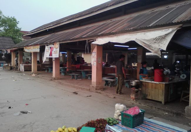 かなり小じんまり