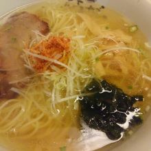 塩ラーメン780円