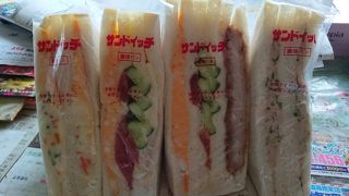 手作りのサンドイッチ屋