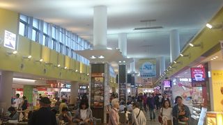 東名のサービスエリア