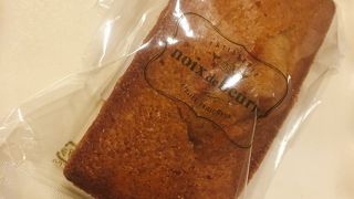 焼きたてフィナンシェ