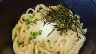 うどんがおいしい。あっさり味。