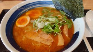 ふつうのラーメン屋さん。