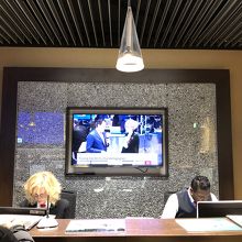 カードを見せます。