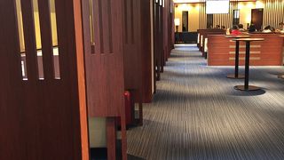 ラウンジオーサカ