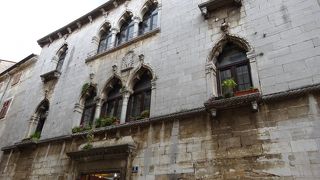 ヴェネツィア風住宅