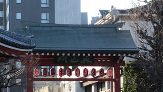 浅草の商店街です