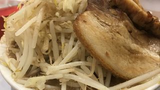 松原市内の二郎系ラーメン