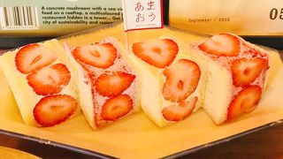 おしゃれカフェ