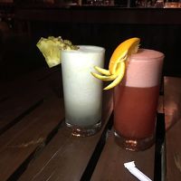 オイスターと、カクテル2杯で1,120ペソ