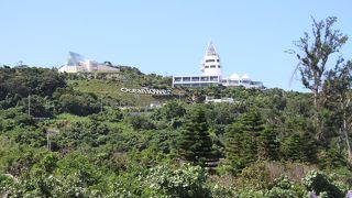 古宇利島の白い展望台