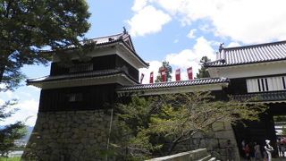 復元された南櫓