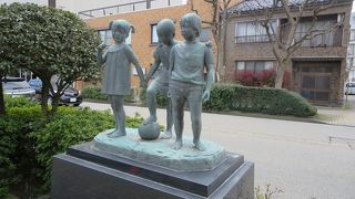 街なかにさりげなく